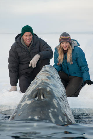 MIRAKEL: Barrymore er aktuell med filmen �Big miracle� med John Krasinski. Foto: Scanpix