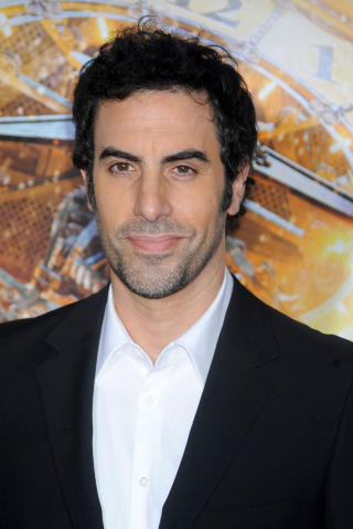 UKJENT: Sacha Baron Cohen er kjent for sine eksentriske karakterer. Privat er han lykkelig gift og har to barn. Foto: Stella Pictures