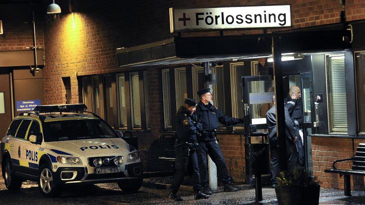 PASSER P�: Kronprinsesse Victoria ble innlagt p� f�deavdelingen ved 00.30-tida i natt. Foto Jonas Ekstr�mer / Scanpix