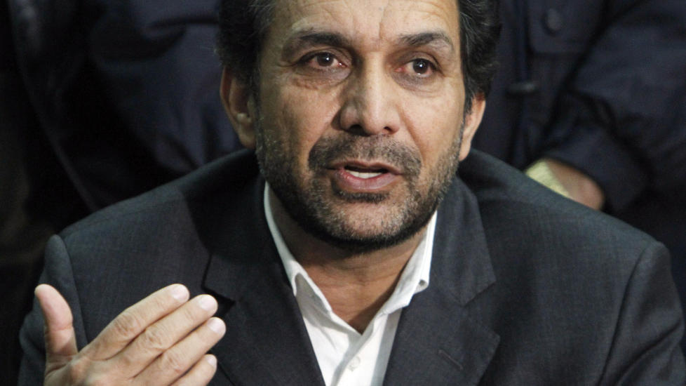 FORTVILER: Ahmad Zia Masood, talsmann for provinsmyndighetene i Nangarhar, er oppr�rt over angrepet p� jenteskolen. Foto: AP/Musadeq Sadeq/Scanpix