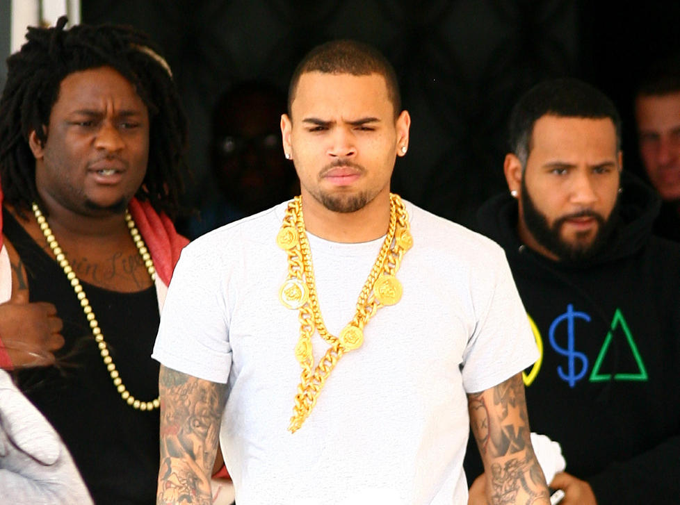 I MIAMI: S�ndag 19. februar skal Chris Brown angivelig ha stj�let Christal Spanns iPhone. Dette bildet er tatt tidligere samme dag. Foto: Stella Pictures