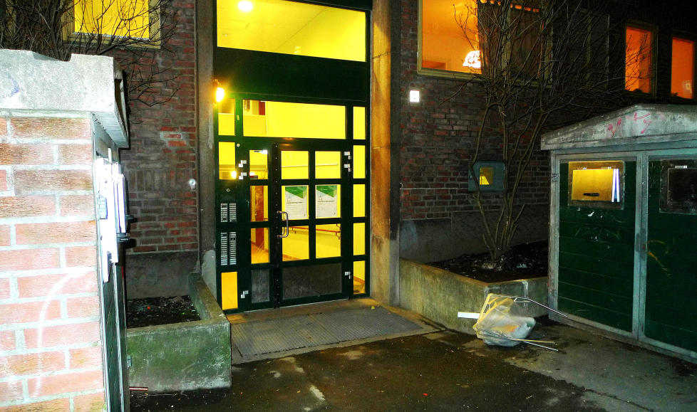 IKKE INNBRUDD: De fem som n� jaktes av politiet, var allerede i forn�rmedes leilighet da ranet skjedde. Foto: KRISTOFFER EGEBERG / DAGBLADET