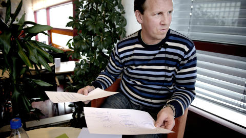 GENERASJONSSKIFTE: - Vi ser at det skjer et generasjonsskifte i risikosupportermilj�et. De bruker mer narkotika, volden er r�ere, ofte med slag og spark mot folk som ligger nede, sier politioverbetjent Ola Moheim til Dagbladet. Foto: �ISTEIN NORUM MONSEN/DAGBLADET.