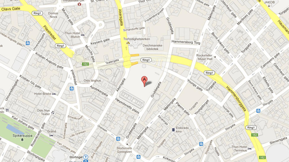 BORTE: I Google sin karttjeneste er regjeringskvartalet borte fra kartet. Google jobber n� med � rydde opp i feilen. Skjermdump: Google Maps