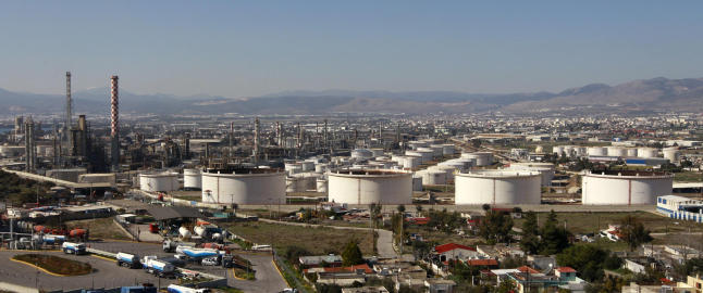 Iran nekter å levere olje til Hellas