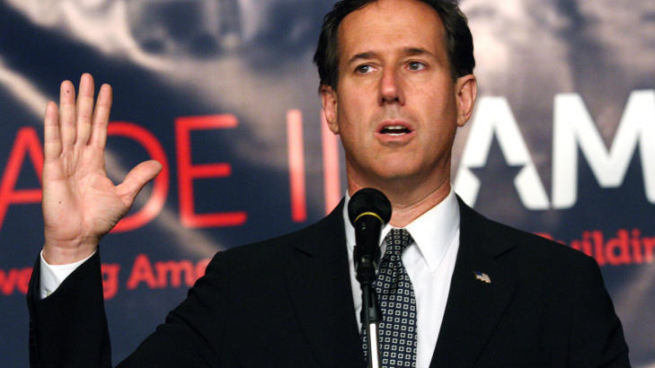 TEGN PÅ SVAKHET: Rick Santorum, som kjemper om å bli republikanernes presidenkandidat, mener Obamas unnskyldning viser tegn på svakhet. Foto: REUTERS/Rebecca Cook/Scanpix TEGN PÅ SVAKHET: Rick Santorum, som kjemper om å bli republikanernes presidenkandidat, mener Obamas unnskyldning viser tegn på svakhet. Foto: REUTERS/Rebecca Cook/Scanpix