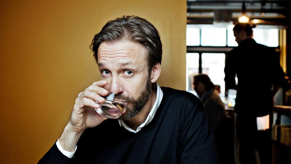 Mye � passe p�: I den nye tv-serien p� TVNorge i kveld skal Thomas Giertsen spille en helt perfekt mann. Han innr�mmer at figuren ikke er s� helt ulik ham selv.