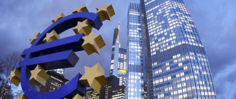 En billion euro
til bankene