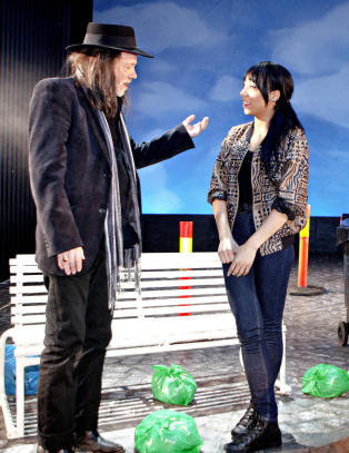Inspirert til � skrive p� norsk av Lillebj�rn Nilsen