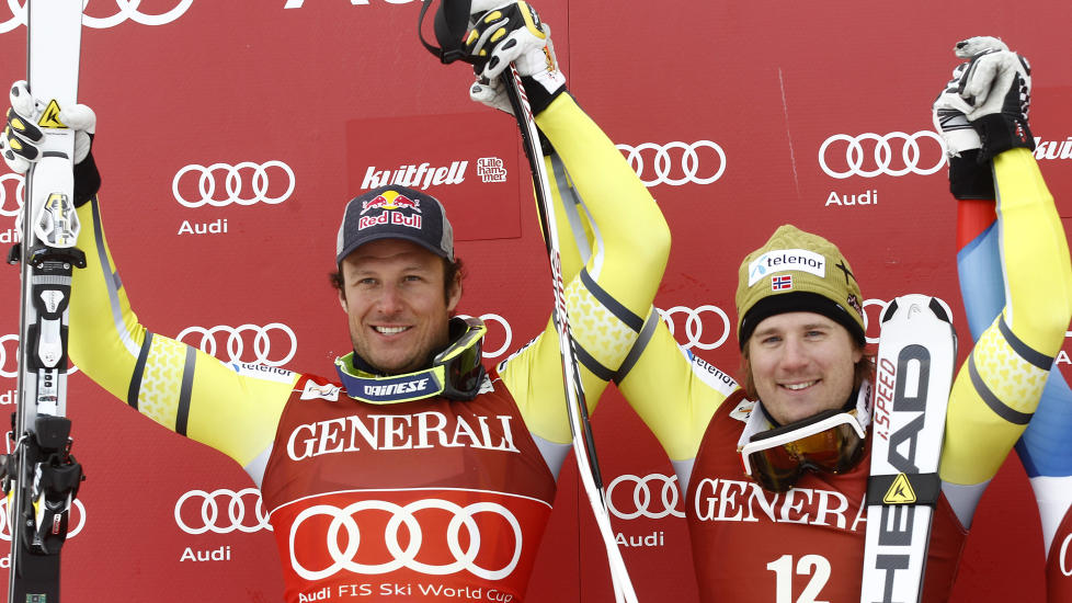 DOBBELT NORSK: Det er ikke hver dag to nordmenn st�r �verst p� seierspallen, men i dag skjedde det p� hjemmebane p� Kvitfjell da Kjetil Jansrud (t.h.) vant foran Aksel Lund Svindal.Foto: SCANPIX/REUTERS/Leonhard Foeger