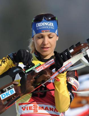 Neuner bommet p� skiva og mistet gullet