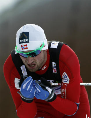 Northug får vondt i magen av å gå på ski