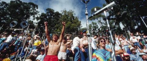 Her kan du laste ned 8602 opptak med Grateful Dead