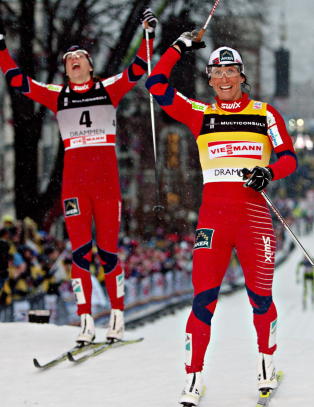Bjørgen festet grepet om verdenscupen