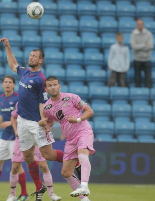 Skylder på drittsesong og Ullevaal stadion
