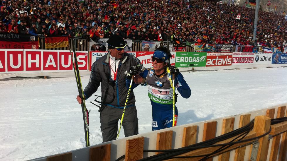 HELSVART DAG FOR DEBUTANTEN: Ted Armgren lovet seg selv � aldri g� en 1. etappe igjen som 13-�ring, i dag fikk vi se hvorfor. Foto: Sigve Kvamme/Dagbladet