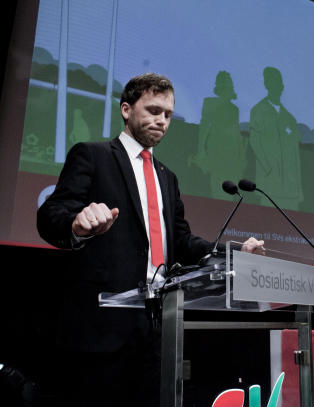 - Hvis dere vil ha meg, s� st�r jeg til disposisjon