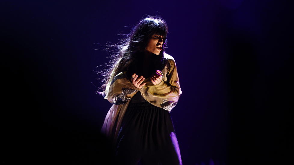 LOREEN: Hun sto alene p� scenen og danset og bevegde seg rundt p� scenen. Loreen stakk av med seieren i svenske Melodifestivalen. Foto: Stella Pictures