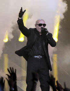 Pitbull p� vei til Norge