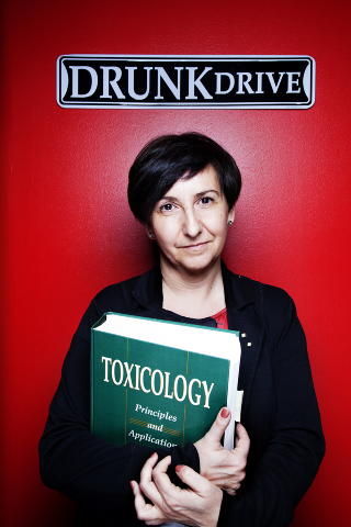 HJERTEFARE: Overlege Liliana Bachs
(50) ved Folkehelseinstituttet mener�spice� er verre for hjertet enn det vanlig cannabis-r�yking er. De har p�vist syntetiske cannabinoider hos flere fengsler og rehabiliteringssentre for rusmisbrukere. Foto: Lars Myhren Holand / Dagbladet