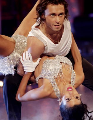 Hvem blir de neste til � snu opp-ned p� �Skal vi danse�?