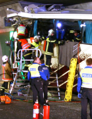 - Alle setene fløy veggimellom