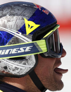 Aksel levde farlig - men vant super G-cupen