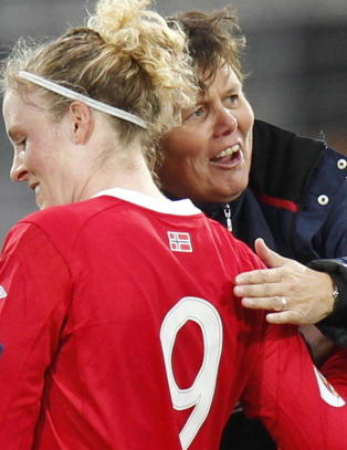 Kvinnelandslaget ned �n plass p� Fifa-rankingen