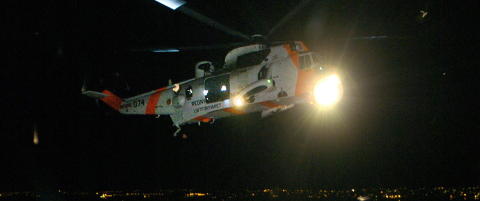 Norsk helikopter søker med termisk kamera