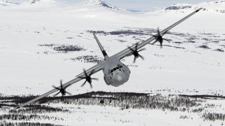 TROLIG STYRTET: Letemannskapet kan i kveld ha funnet havaristedet i fjellområdet, men skjebnen til besetningen er ennå ukjent. Her et Hercules-fly av samme type som havaristen. TROLIG STYRTET: Letemannskapet kan i kveld ha funnet havaristedet i fjellområdet, men skjebnen til besetningen er ennå ukjent. Her et Hercules-fly av samme type som havaristen.