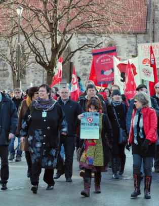 Tr�ndere viste avsky mot nazisme