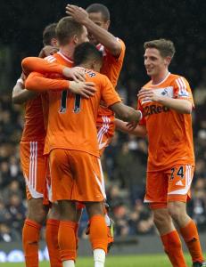 - Fulham blir nesten pissa på av Swansea