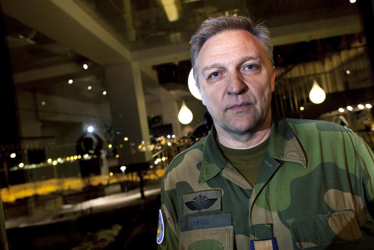 -INGEN KOMMENTAR: Leder av den norske delen av havarikommisjonen, Per-Egil Rygg, vil ikke kommentere samtalen. Foto: Tomm W. Christiansen / Dagbladet -INGEN KOMMENTAR: Leder av den norske delen av havarikommisjonen, Per-Egil Rygg, vil ikke kommentere samtalen. Foto: Tomm W. Christiansen / Dagbladet