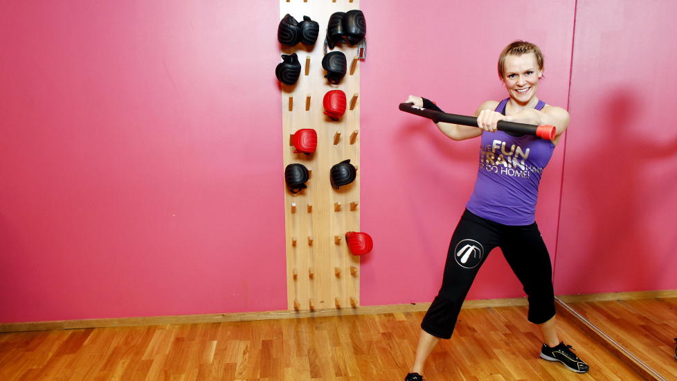 EFFEKTIVT: Kristin Lervik Larsen i Corebar-konseptet er ekspert p� kjernemuskler og har laget et program med 8 g�yale og effektive �velser. Foto Kristin Svorte/ Dagbladet
