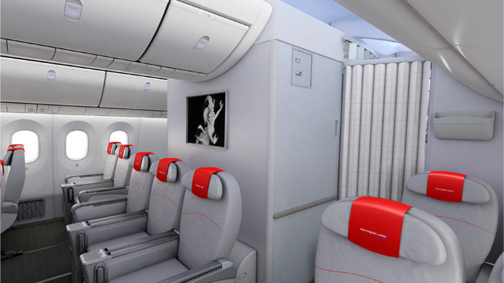 MINDRE TURBULENS: Flyene har ny teknologi der rorflatene skal motvirke turbulens og vibrasjoner. Testene så langt viser ifølge selskapet en åtte ganger reduksjon i flysyke og turbulensrelatert ubehag. Illustrasjon: BOEING/NORWEGIAN MINDRE TURBULENS: Flyene har ny teknologi der rorflatene skal motvirke turbulens og vibrasjoner. Testene så langt viser ifølge selskapet en åtte ganger reduksjon i flysyke og turbulensrelatert ubehag. Illustrasjon: BOEING/NORWEGIAN