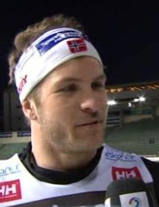Her gir han seiersintervjuet - uten � vite at han er sl�tt