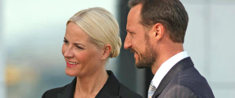 - Sympatisk av Mette-Marit � neie for Camilla