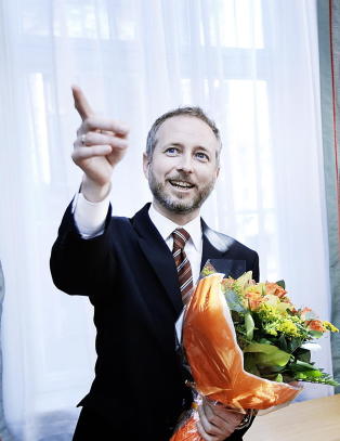 Solhjell vil ha habiliteten vurdert i gruvesak