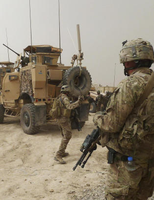 Stadig f�rre amerikanere st�tter krigen i Afghanistan