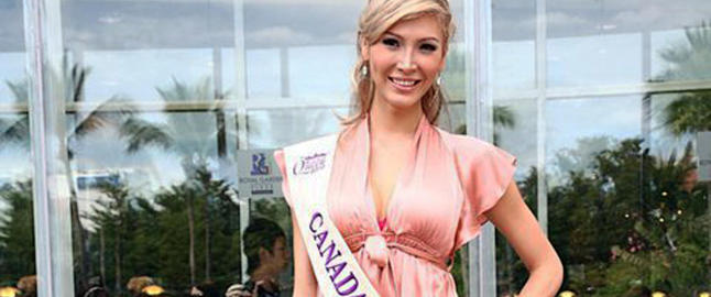 Jenna (23) disket fra Miss Universe