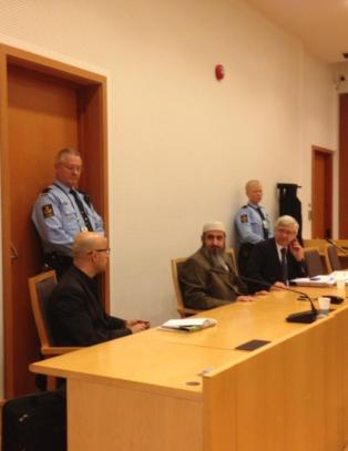 Nå ber de om åtte ukers fengsel for Krekar