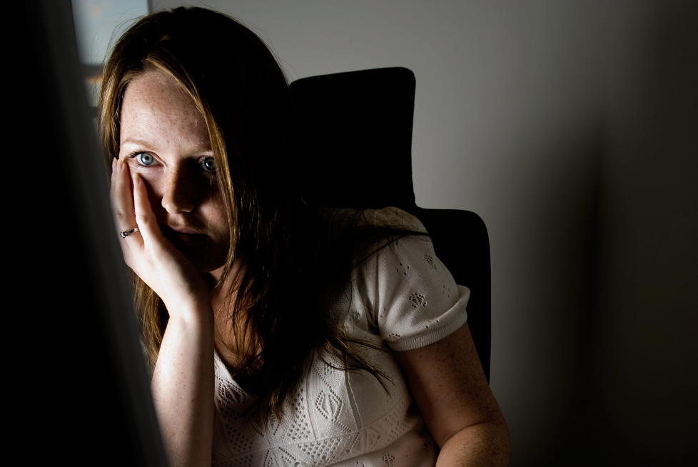 PASS DEG: Utenlandske svindlere ringer og pr�ver � overbevise nordmenn om � gi dem tilgang til datamaskinen sin.  

Foto: Thomas Rasmus Skaug / Dagbladet
