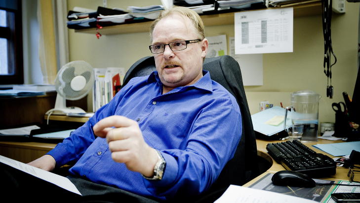 LIVET UT: Justiskomiteens leder Per Sandberg tror Breivik vil sitte bak lås og slå livet ut. Foto: Bjørn Langsem / Dagbladet. LIVET UT: Justiskomiteens leder Per Sandberg tror Breivik vil sitte bak lås og slå livet ut. Foto: Bjørn Langsem / Dagbladet.