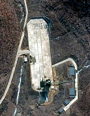 Her klargj�r Nord-Korea rakettrampa