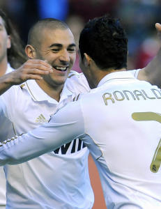 Se Ronaldo og Benzema sine spektakulære scoringer