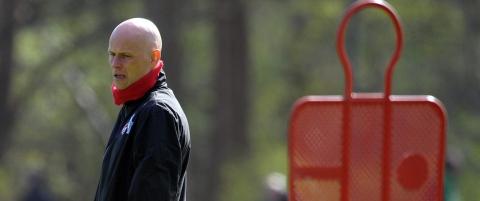 - K�ln-supportere vurderer boikott de f�rste 25 minuttene