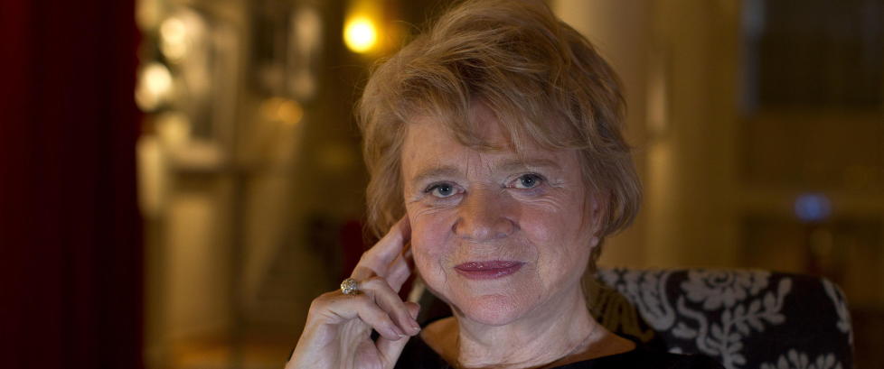 Eva Joly innlagt på sykehus