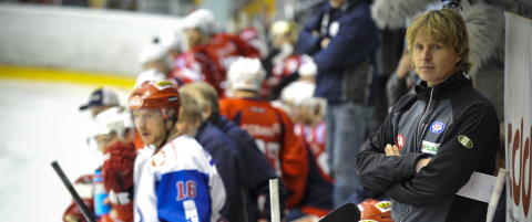 Shampo fortsetter som VIF-trener