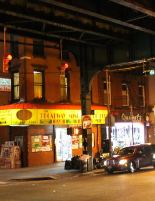 P� dette hj�rnet i New York ble en norsk gutt (10) skutt