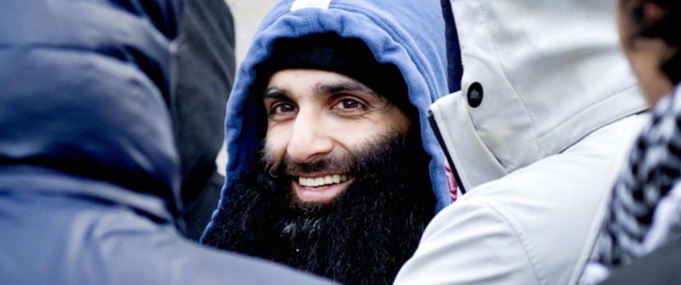 Politiet trodde Bhatti hadde pistol